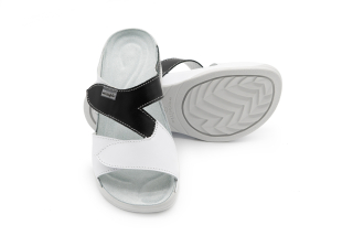 MEDISTYLE Pantofel bílo-černý Marta 6M-E11-6
